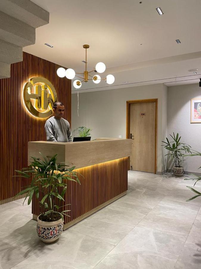 Hotel West Inn Premium Kharar Екстер'єр фото